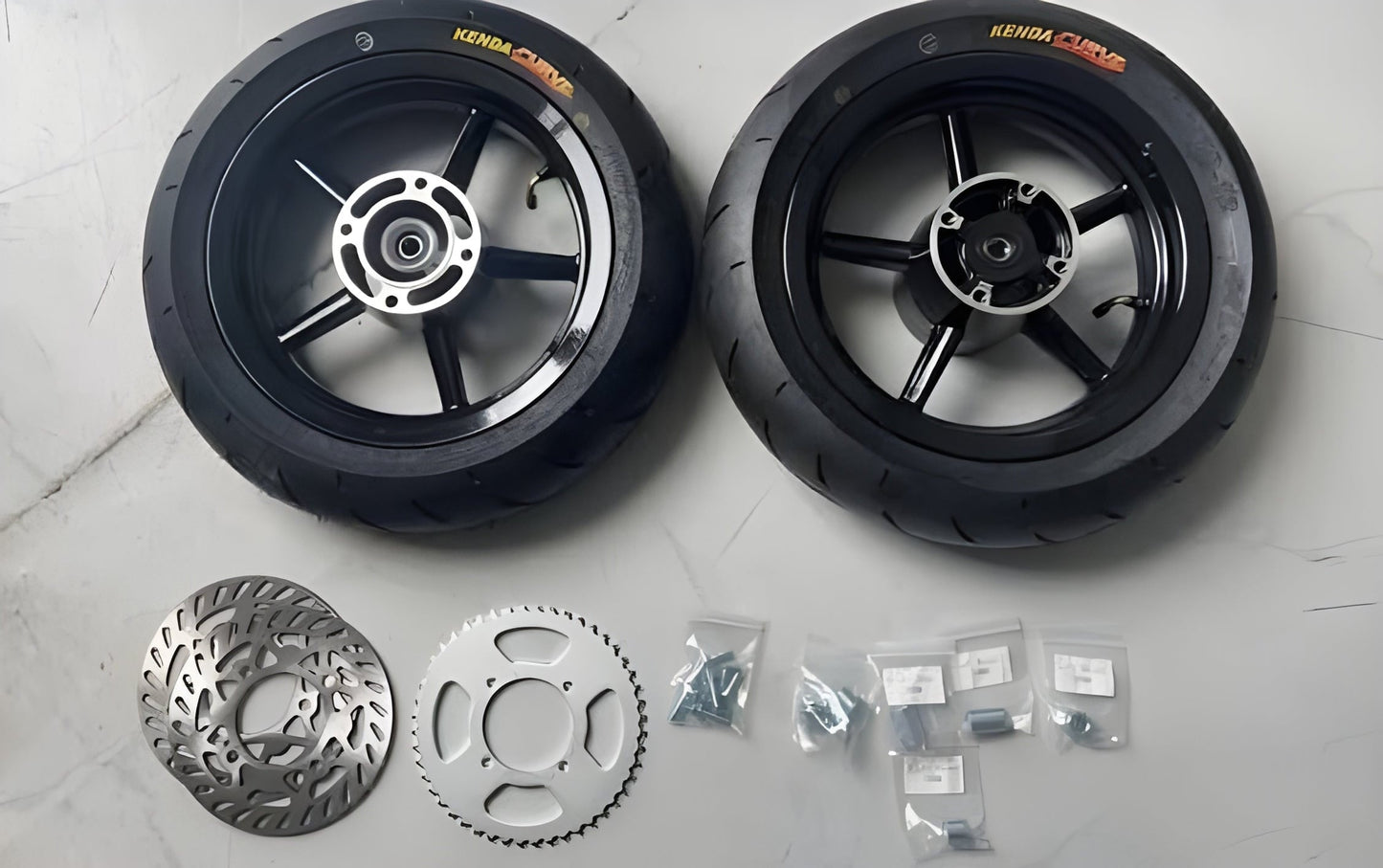 Supermotos For Tuttio, Yozma, Heybike.